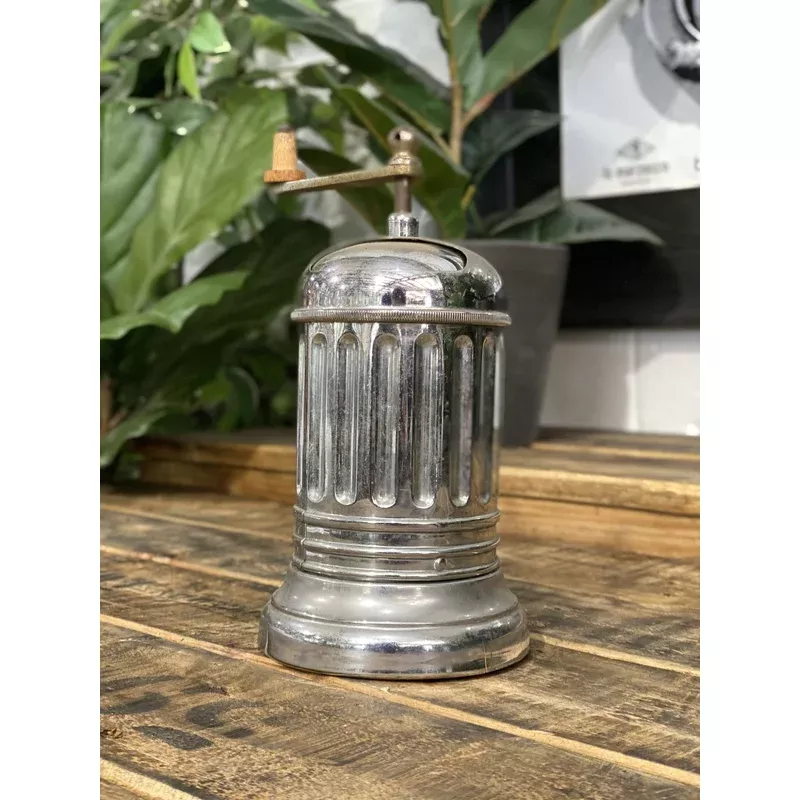#157 Tre Spade Cylindrical Shape Stainless Steel Hand Coffee Grinder