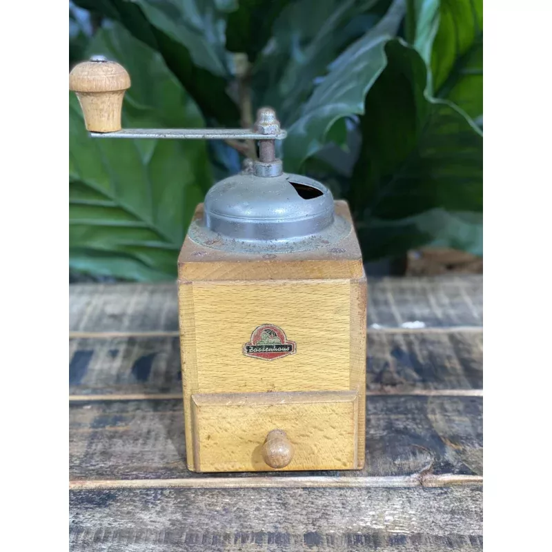 #63 1940s Zassenhaus Wooden Square Box Coffee Grinder