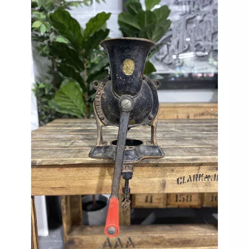 #90 1856 No. 4 Large Spong & Co Ltd Bench Mounted Hand Grinder
