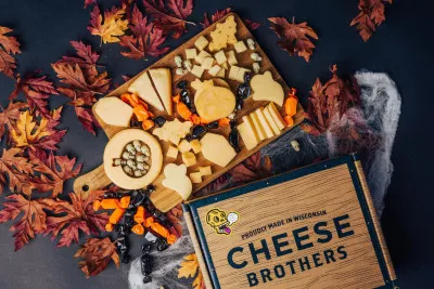 trick-or-cheese-halloween-gift-basket "TRICK OR CHEESE" HALLOWEEN GIFT BASKET